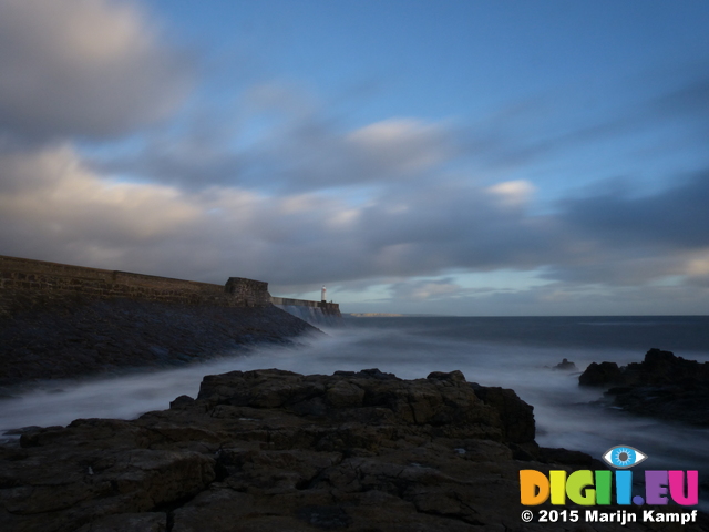 FZ024547 Porthcawl lighthouse